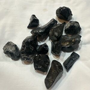 Raw Obsidian Pieces Apx 4 oz